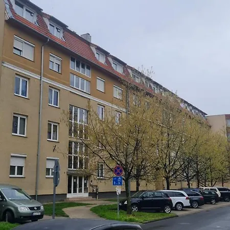 Apartment Ybs Apartman *
