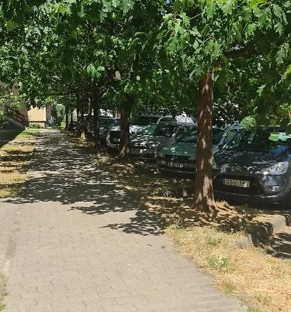 Ybs Apartman Apartment *